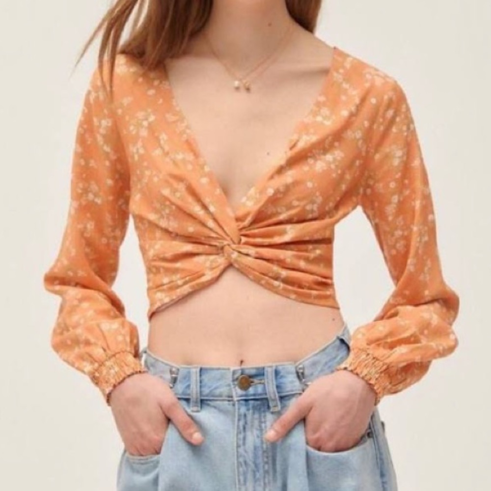 Urban outfitters | Orange long sleeve crop top floral print twist plunge chest •